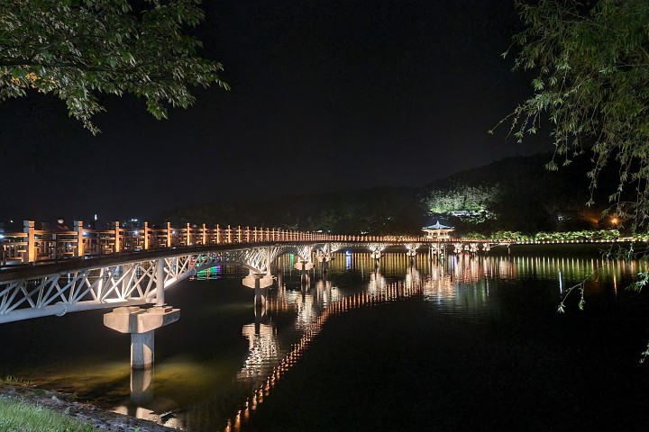 安東月映橋